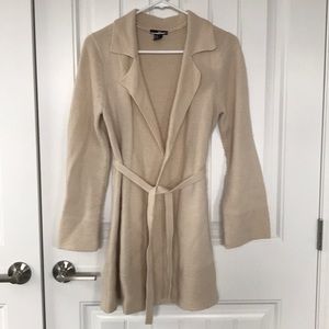 H&M cream cardigan size xs (runs big)